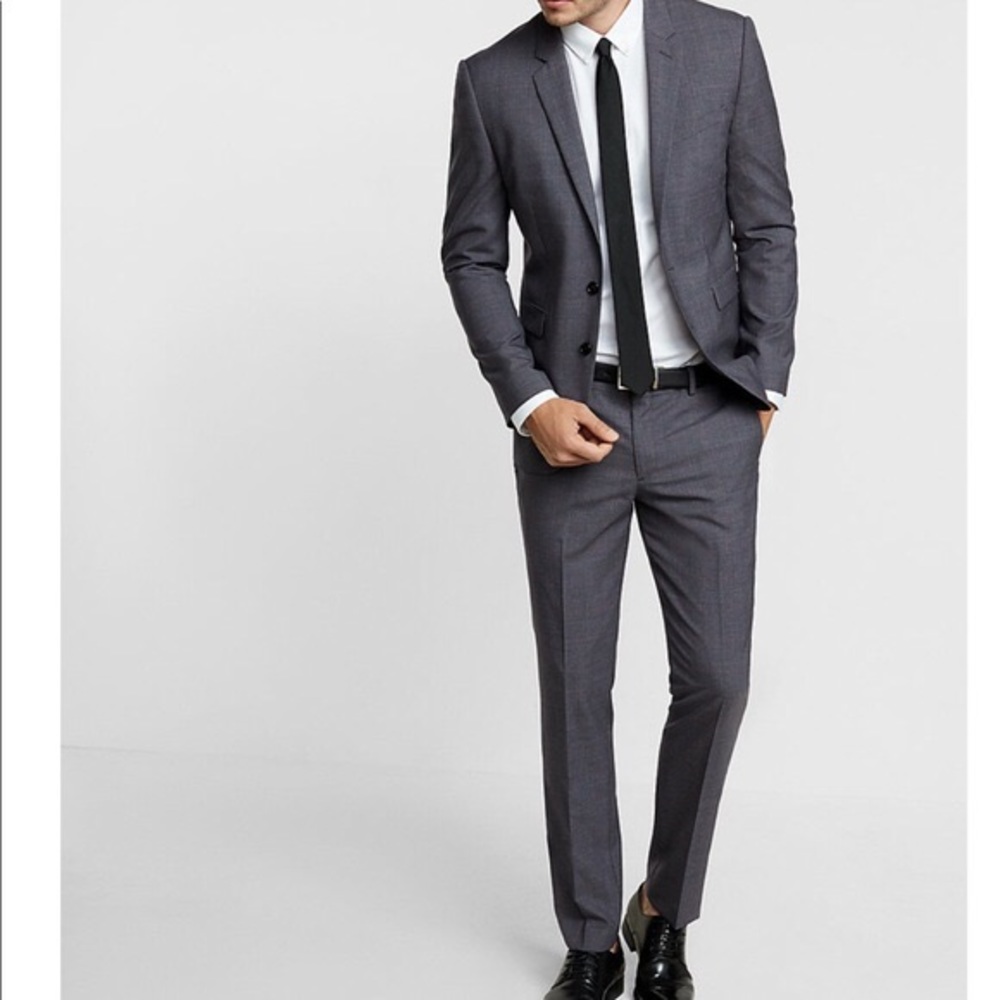 Express Innovator Suit Pair